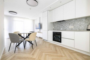 Studio W/Balcony and Prkg, By Cohost in Palanga